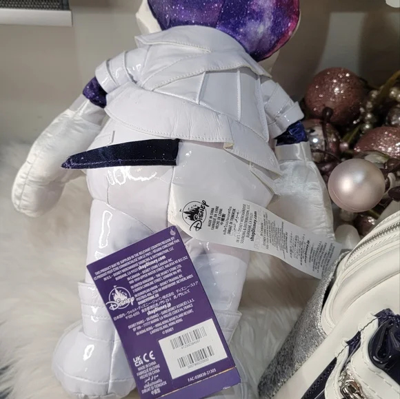 Set of 4 piece!Mickey Mouse Main Attraction! BAG! PLUSH! EARS! KEY!All new - Picture 2 of 11